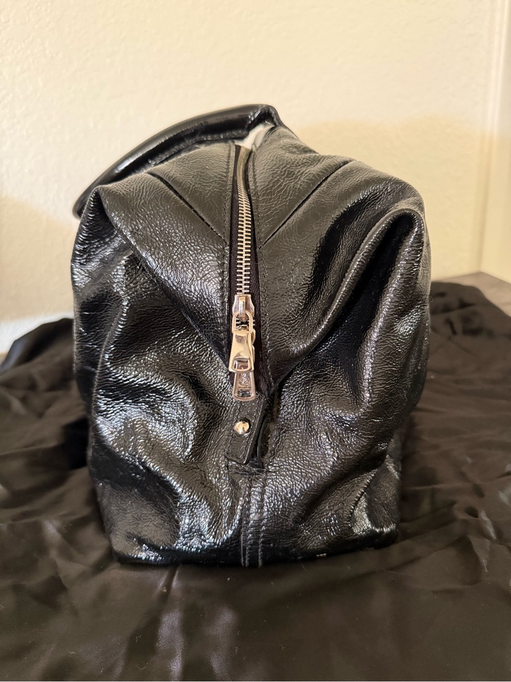 Black Patent Leather Tote Bag - Picture 3 of 11